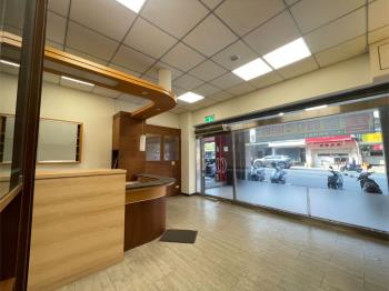 西屯路三段顯眼店面