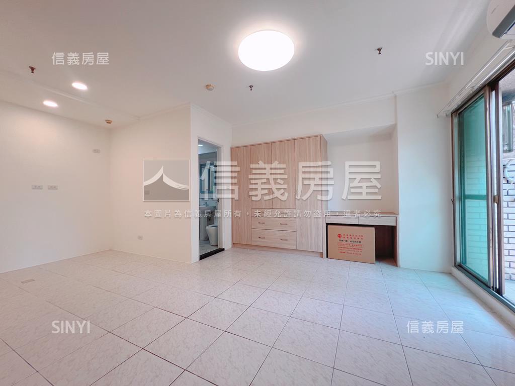 登峰●帝王低總景觀陽台戶房屋室內格局與周邊環境