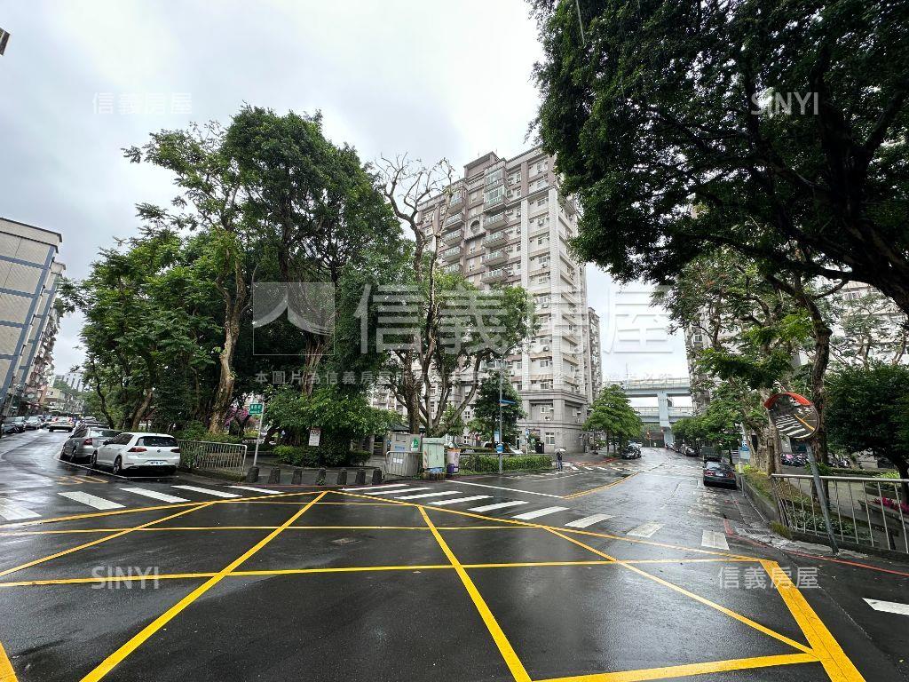 專任～萬隆捷運旁方正三房房屋室內格局與周邊環境