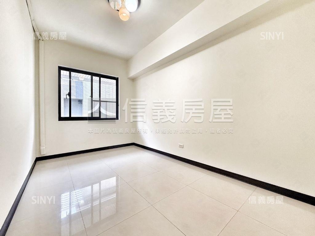 春天悅灣四房車位房屋室內格局與周邊環境