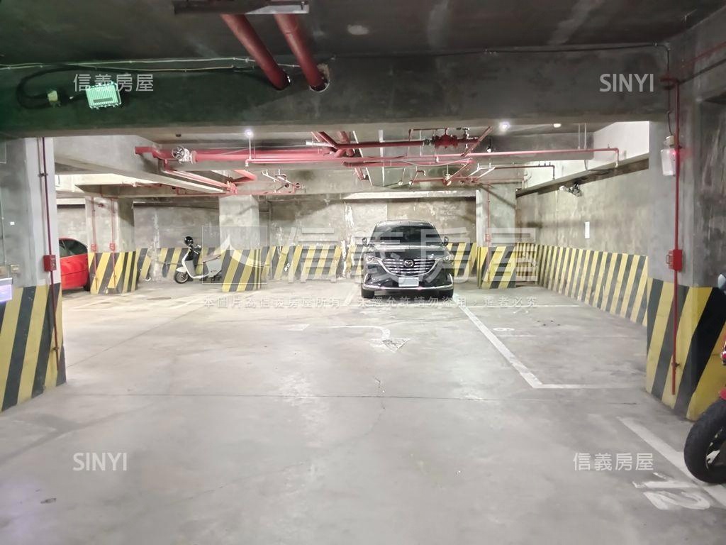 近文德捷運站坡道平面車位房屋室內格局與周邊環境