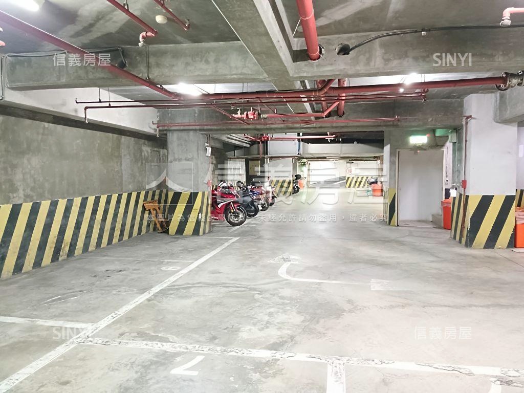 近文德捷運站坡道平面車位房屋室內格局與周邊環境