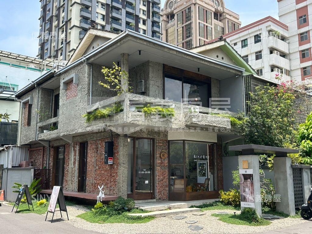 美術館文青透天有露臺房屋室內格局與周邊環境