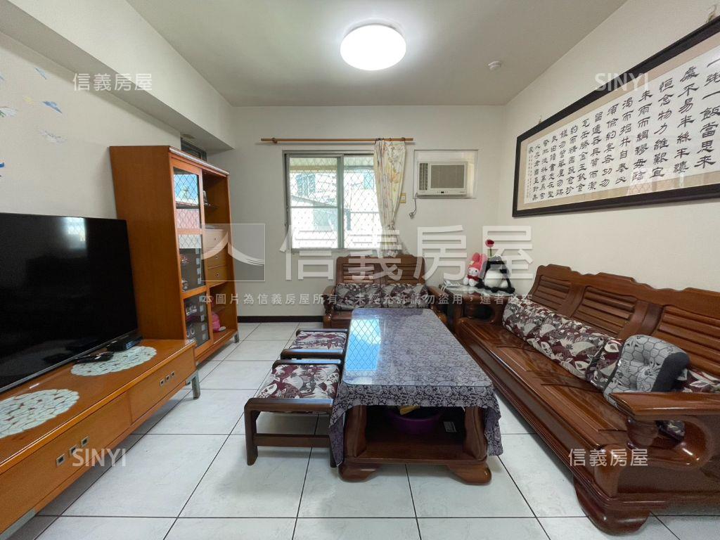 景安捷運｜電梯３房美華廈房屋室內格局與周邊環境