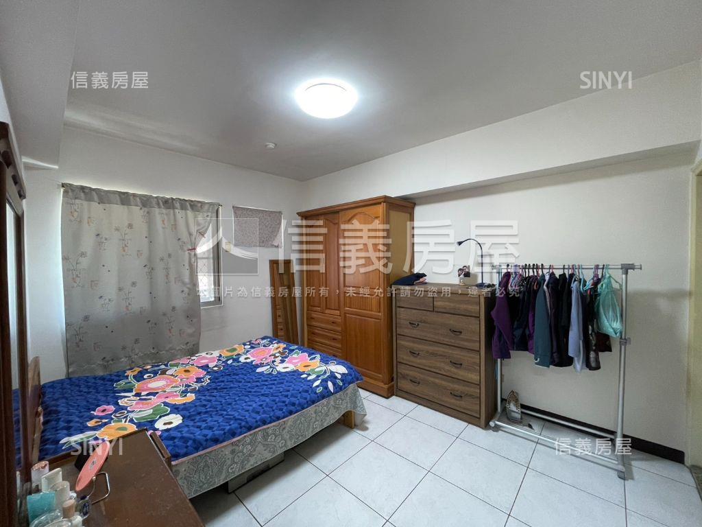 景安捷運｜電梯３房美華廈房屋室內格局與周邊環境