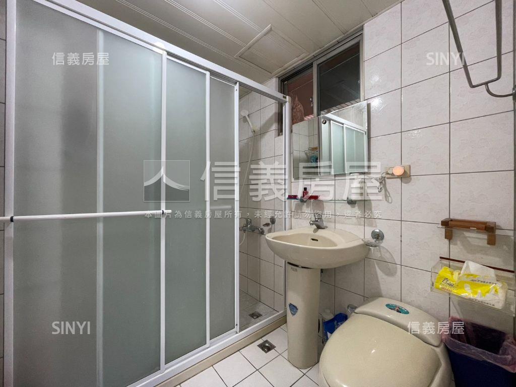 景安捷運｜電梯３房美華廈房屋室內格局與周邊環境