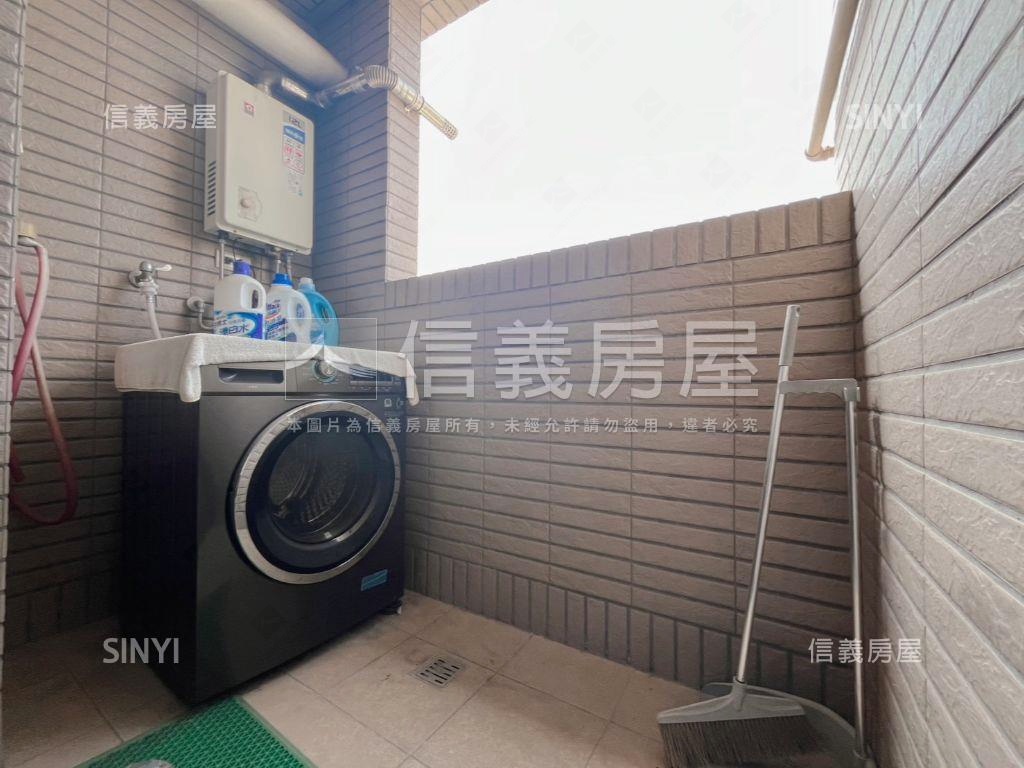 佳福謙里次頂樓雙車位！房屋室內格局與周邊環境