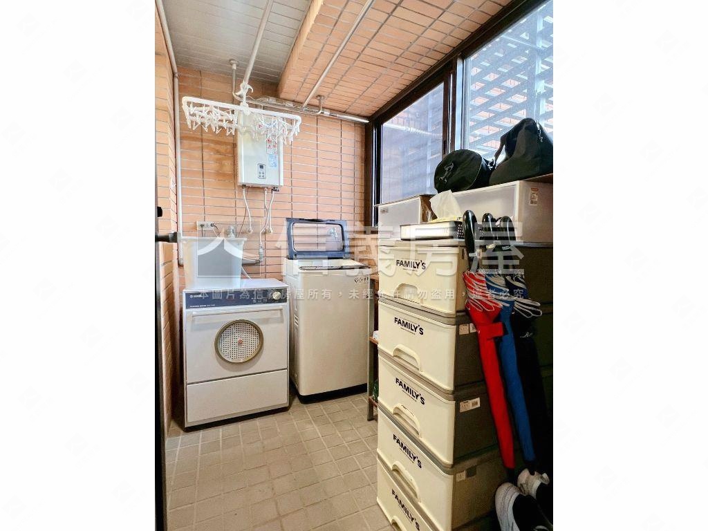 力麒青春高樓兩房車位房屋室內格局與周邊環境