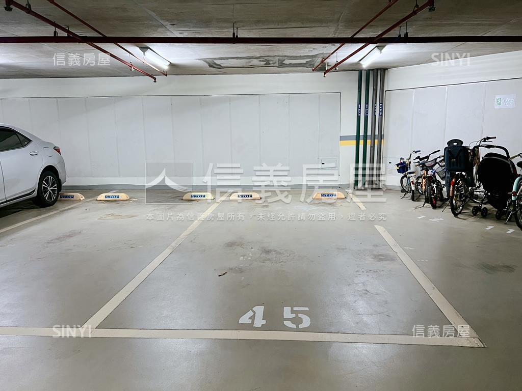 力麒青春高樓兩房車位房屋室內格局與周邊環境