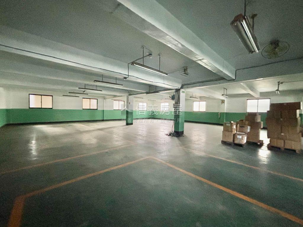 稀有化成路大面寬廠房房屋室內格局與周邊環境