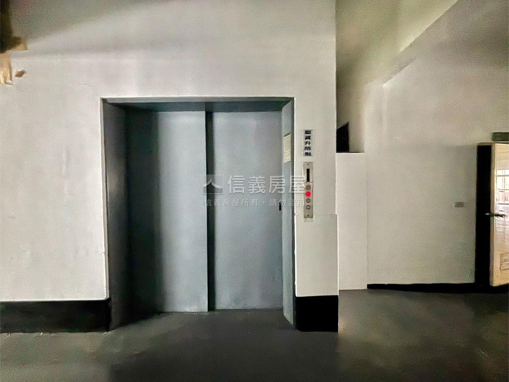 稀有化成路大面寬廠房房屋室內格局與周邊環境