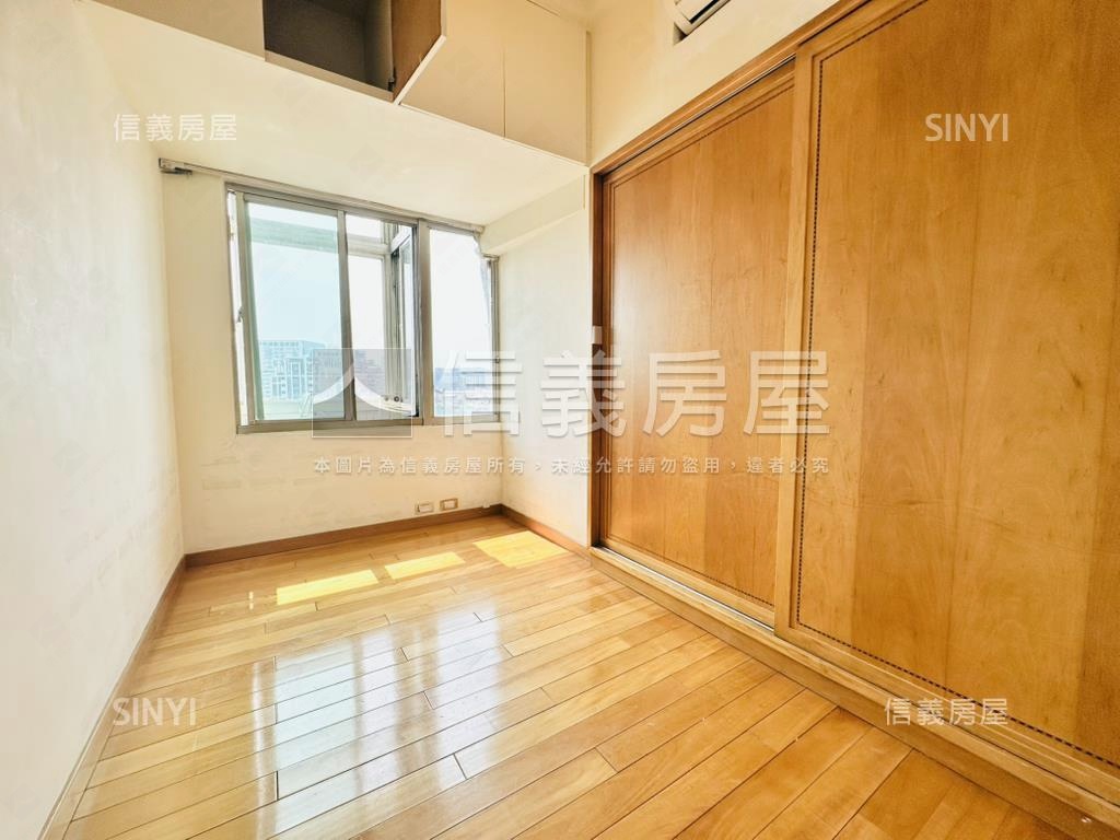 近文德站御湖雙璽頂客美築房屋室內格局與周邊環境