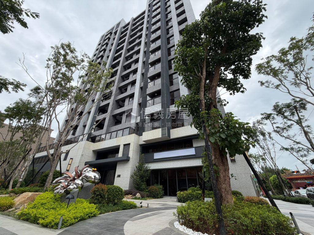 全新！東區拉拉漾兩房平車房屋室內格局與周邊環境