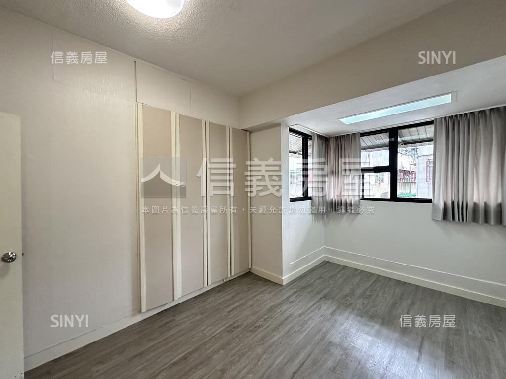 新接⭐ＳＳ＋⭐國泰華廈房屋室內格局與周邊環境