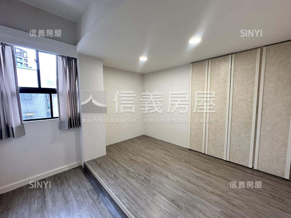 新接⭐ＳＳ＋⭐國泰華廈房屋室內格局與周邊環境