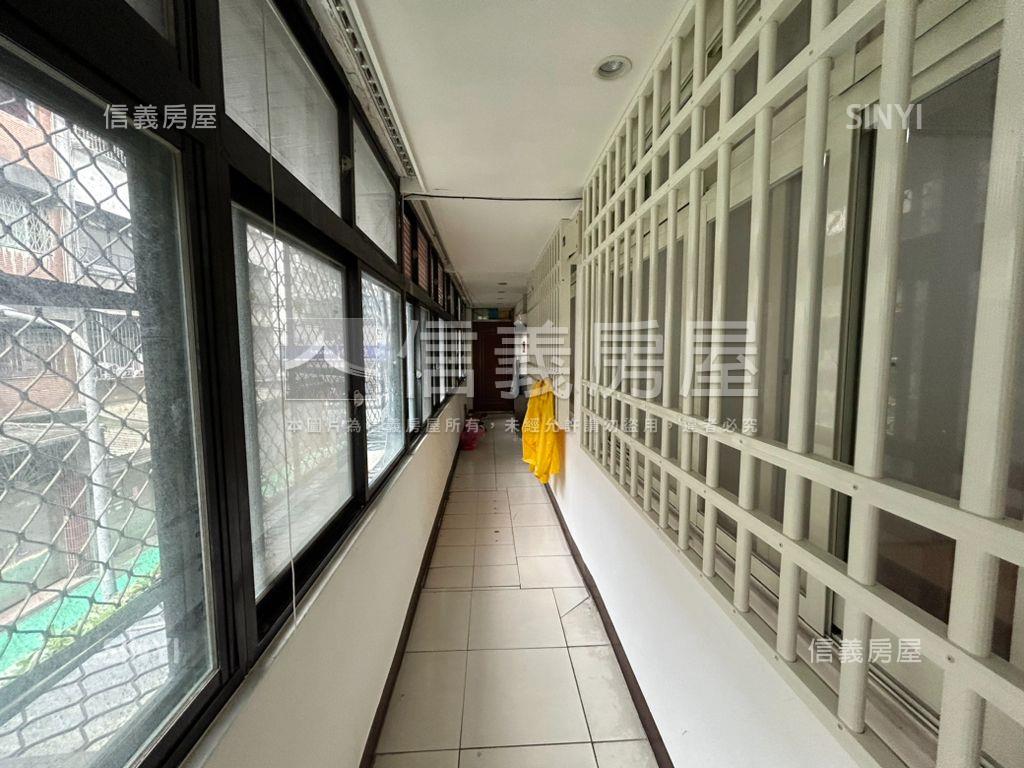 西藏三房靜巷美宅房屋室內格局與周邊環境