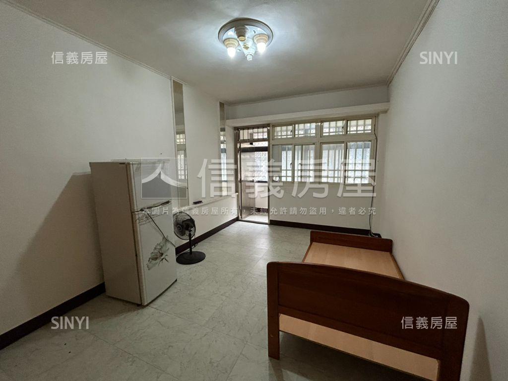西藏三房靜巷美宅房屋室內格局與周邊環境