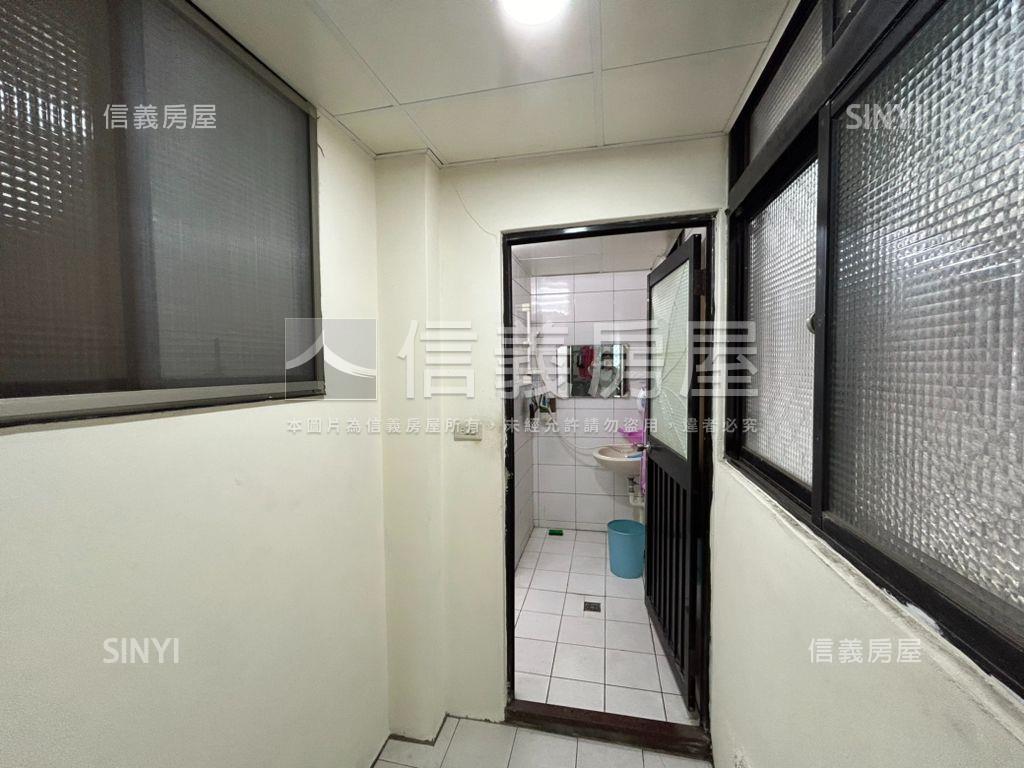 西藏三房靜巷美宅房屋室內格局與周邊環境