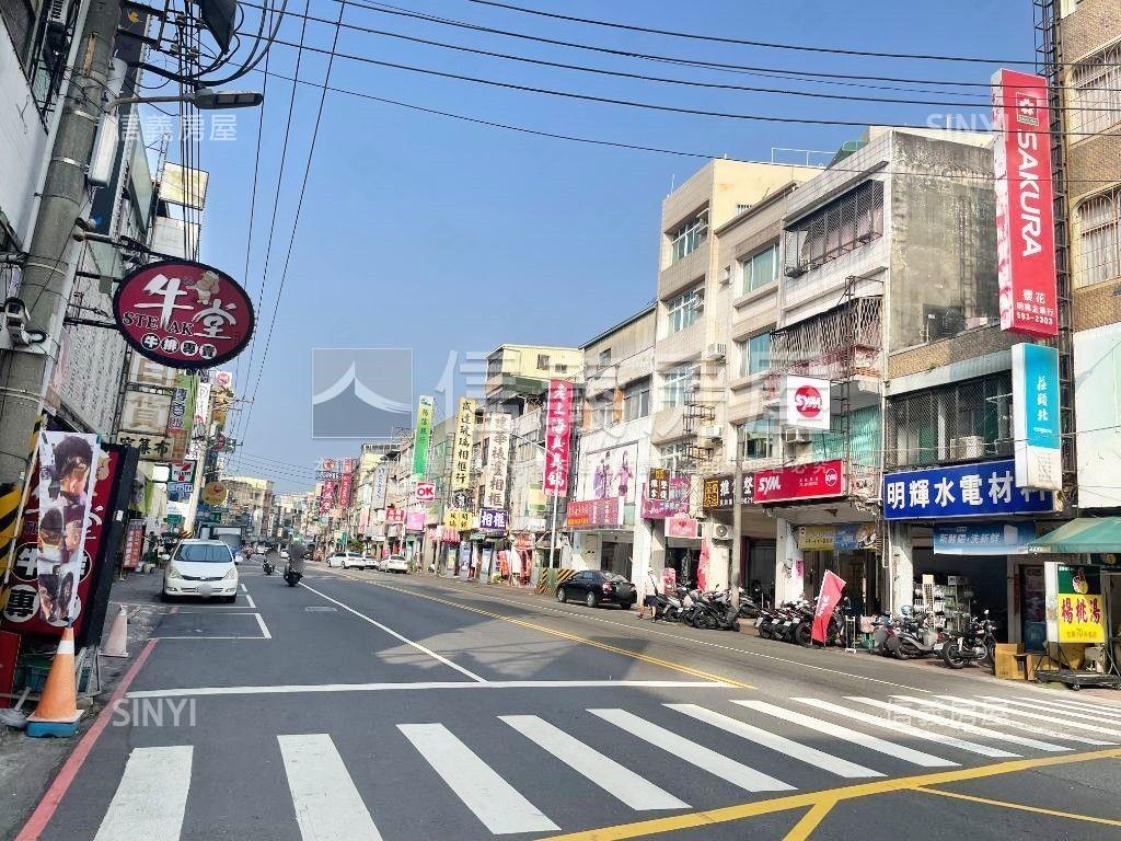 左營商圈透天房屋室內格局與周邊環境