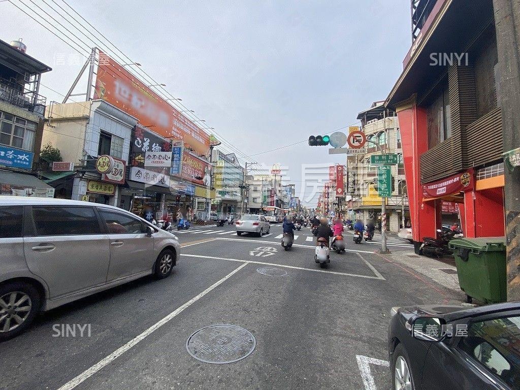 左營商圈透天房屋室內格局與周邊環境