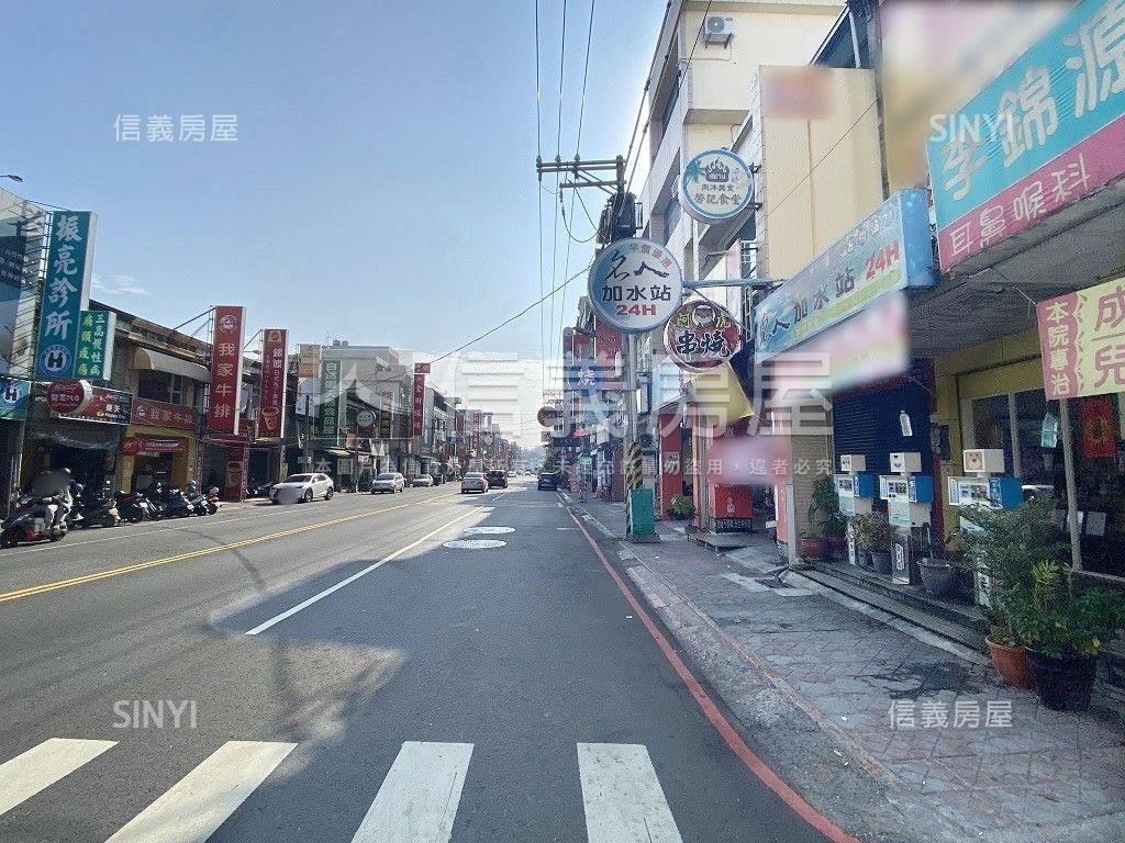 左營商圈透天房屋室內格局與周邊環境