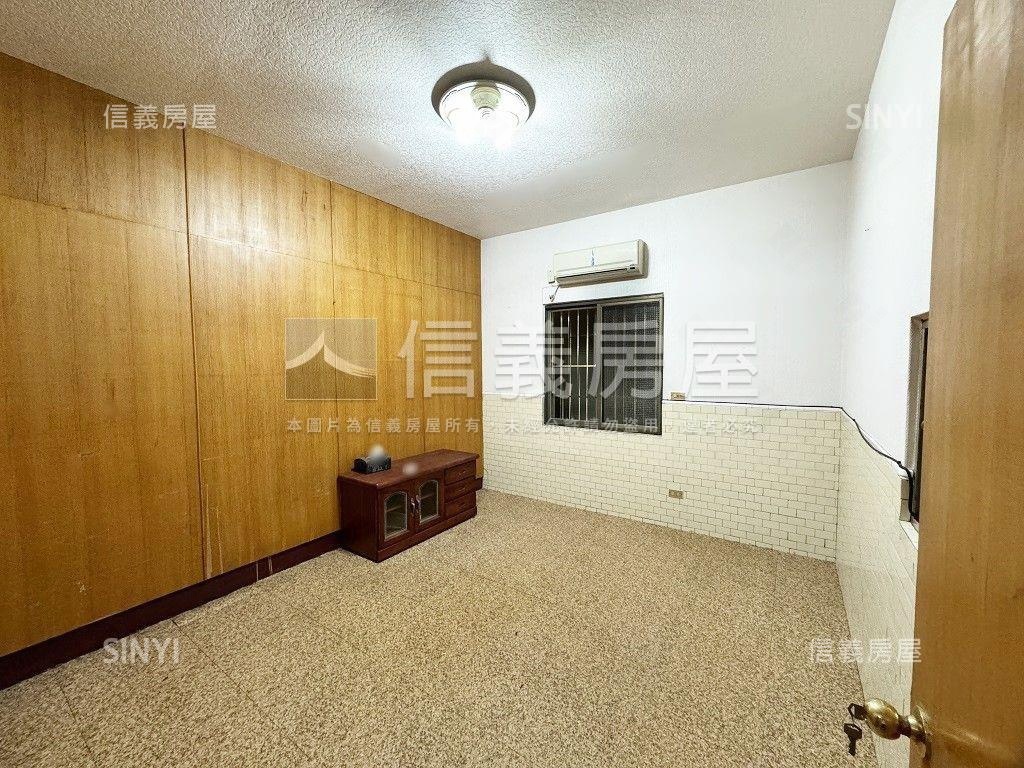左營商圈透天房屋室內格局與周邊環境