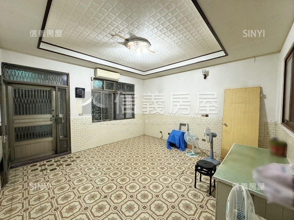 左營商圈透天房屋室內格局與周邊環境