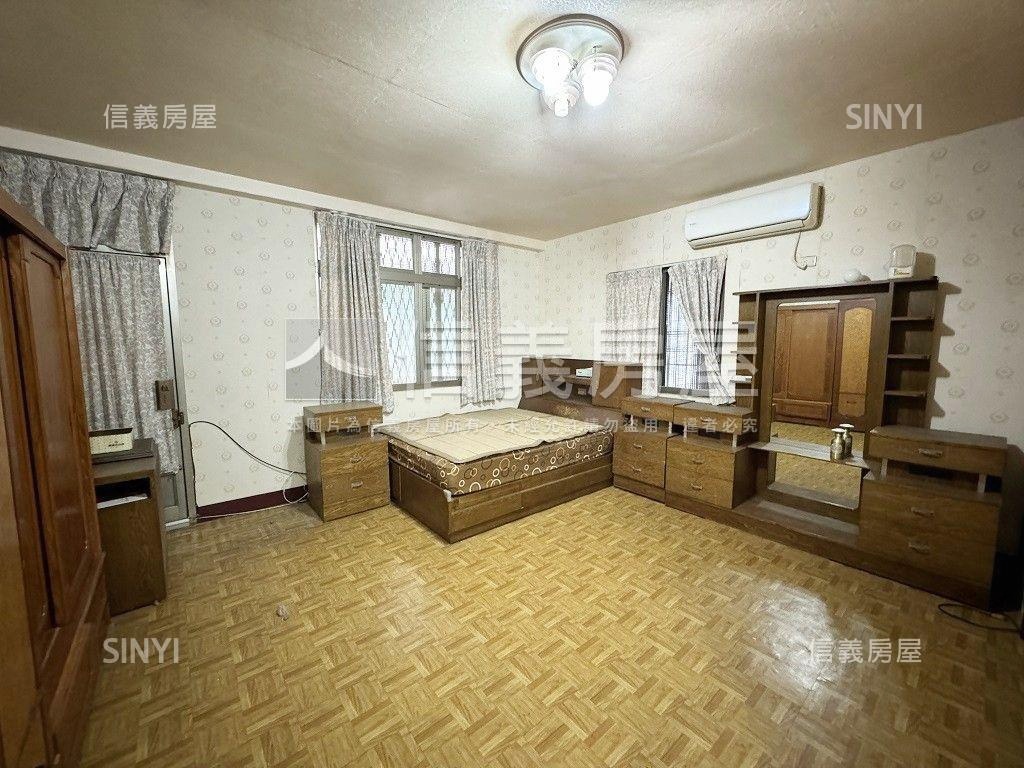 左營商圈透天房屋室內格局與周邊環境