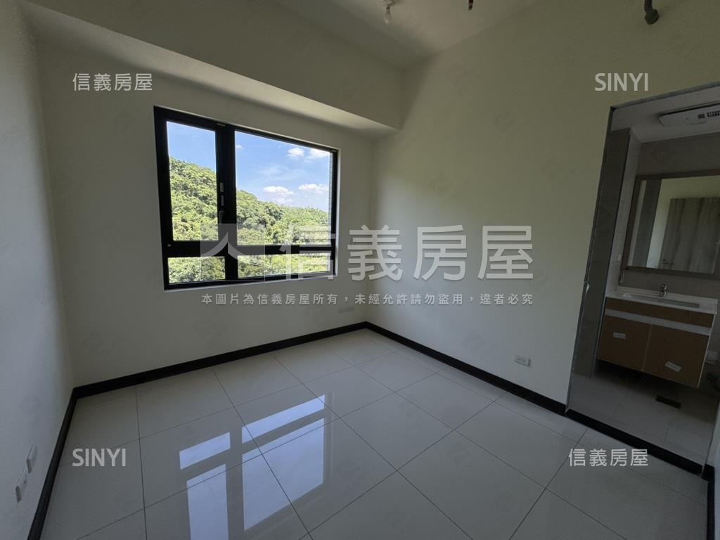 信義文華山景１０１房屋室內格局與周邊環境