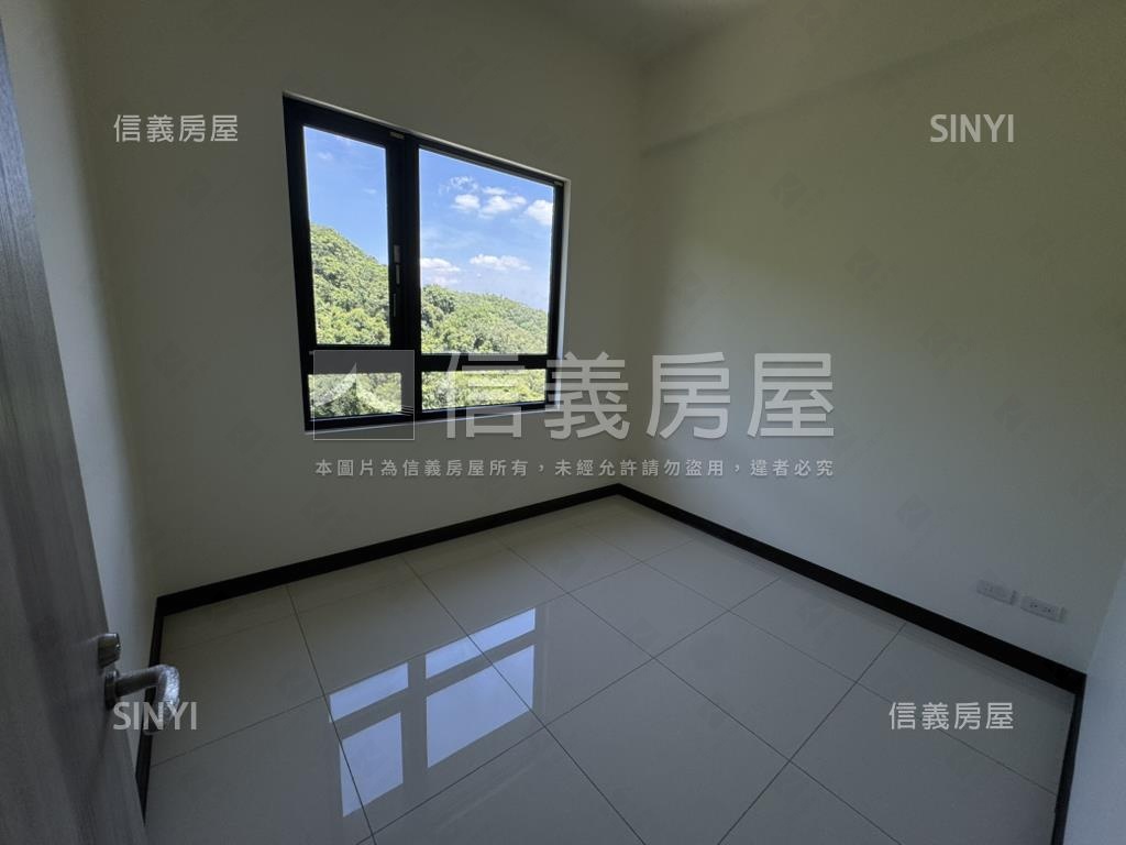 信義文華山景１０１房屋室內格局與周邊環境