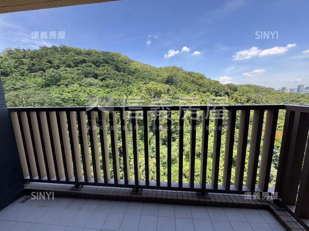 信義文華山景１０１房屋室內格局與周邊環境