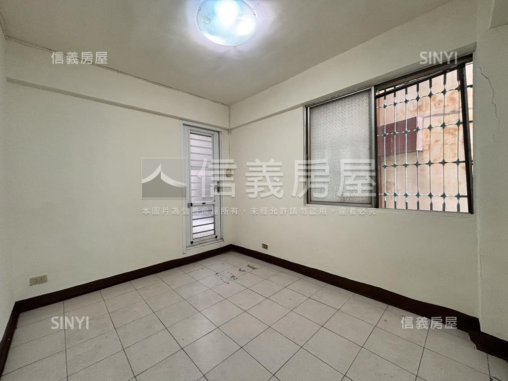中庸街｜公寓貳樓房屋室內格局與周邊環境