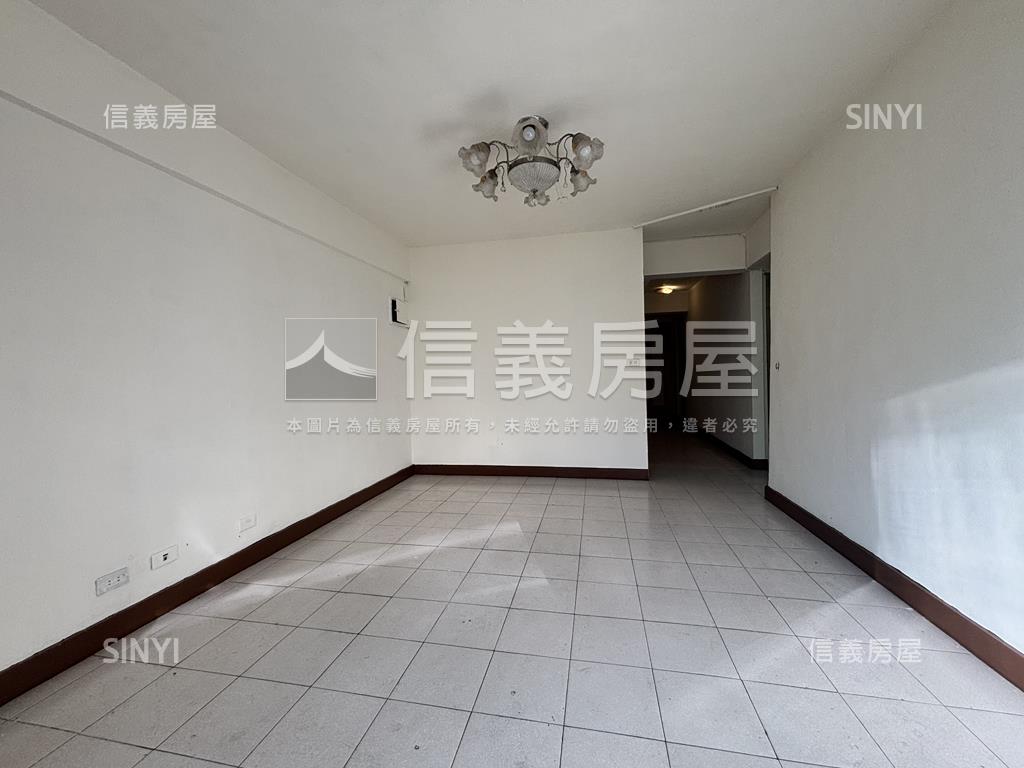 中庸街｜公寓貳樓房屋室內格局與周邊環境