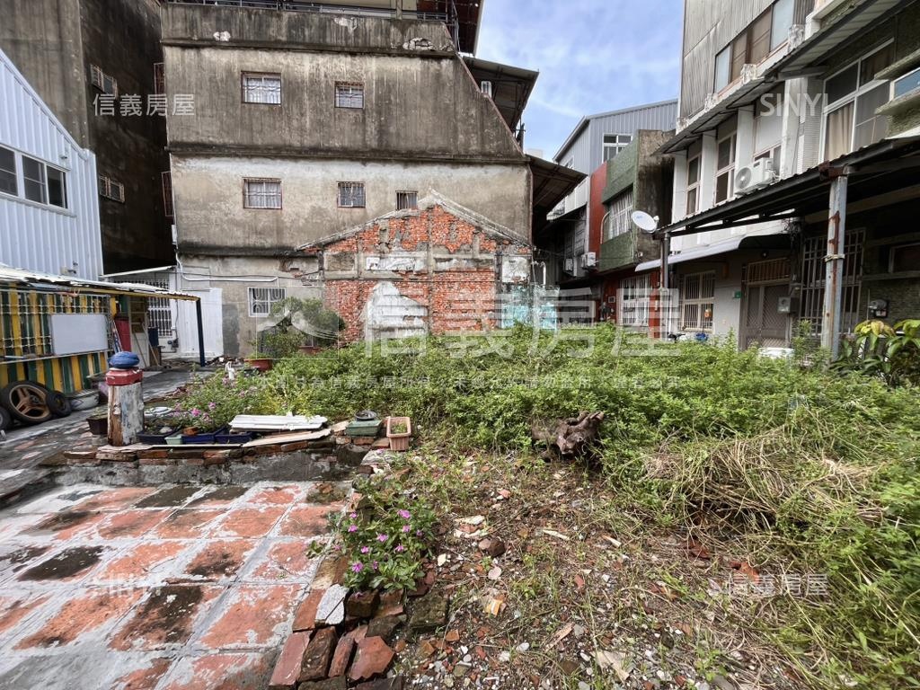 雙城區白金段面寬商業地房屋室內格局與周邊環境