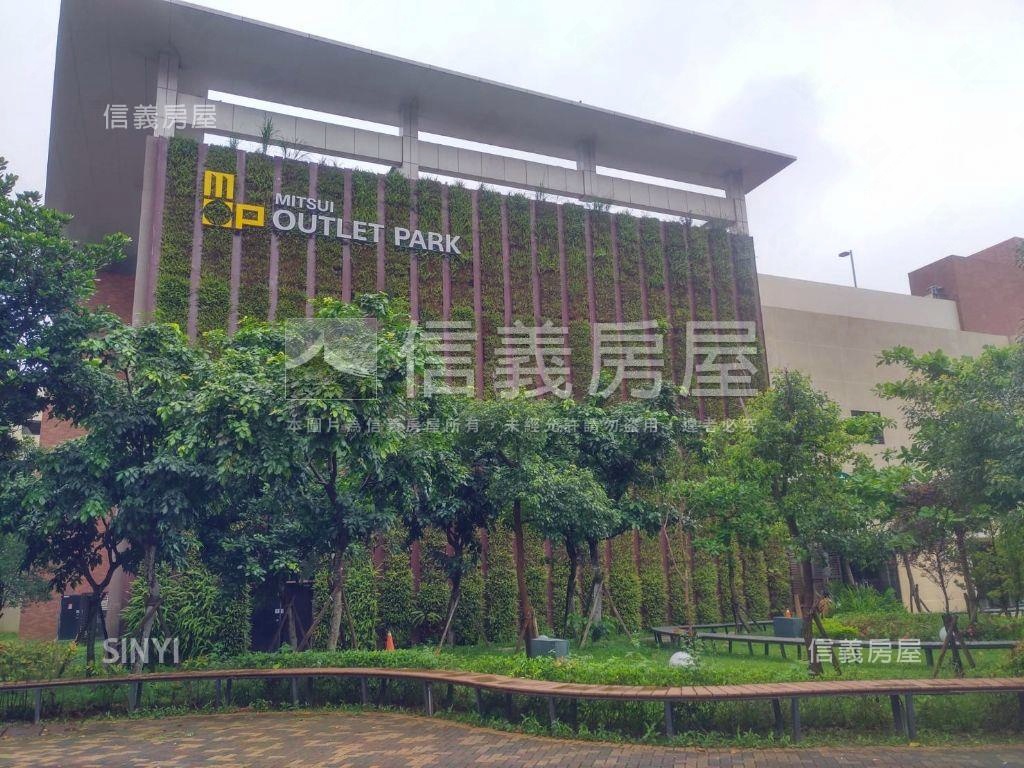 近Ａ９站富堡晶棧兩房車位房屋室內格局與周邊環境