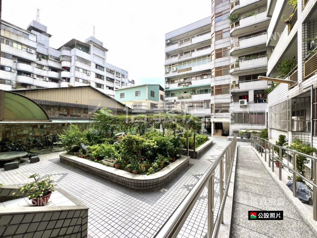 近知名百貨｜質感三房車位房屋室內格局與周邊環境
