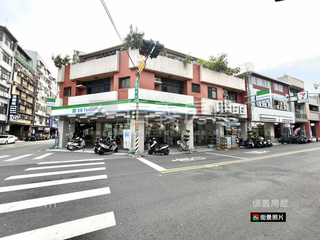 近知名百貨｜質感三房車位房屋室內格局與周邊環境