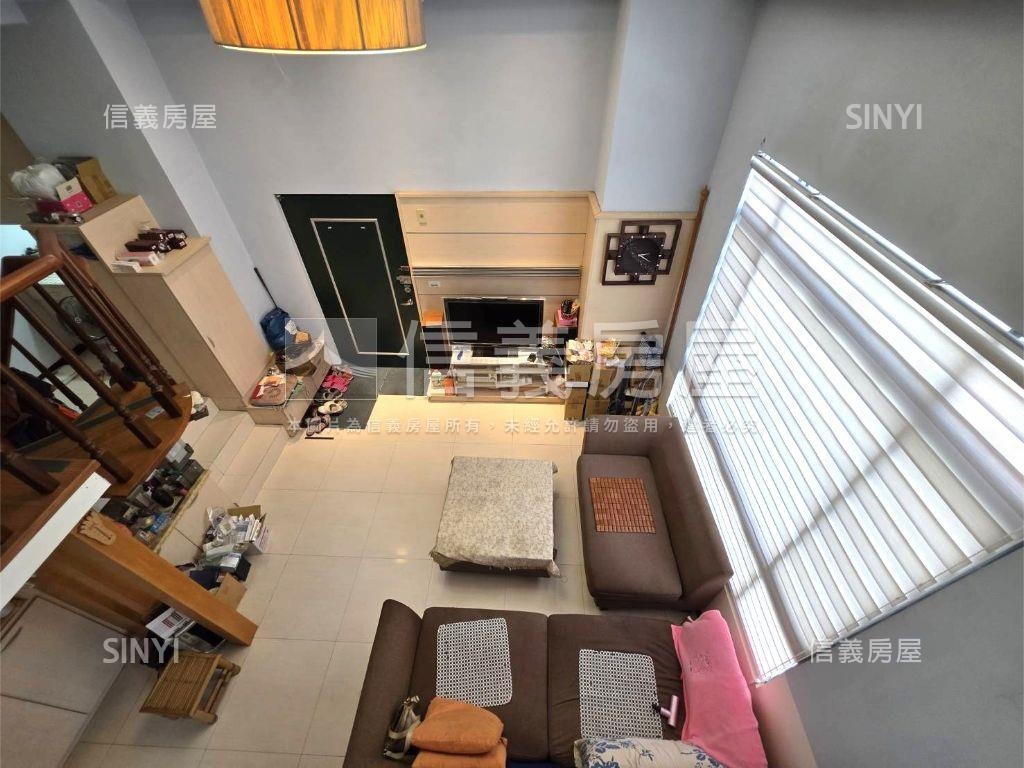 首購南屯來看這間房屋室內格局與周邊環境