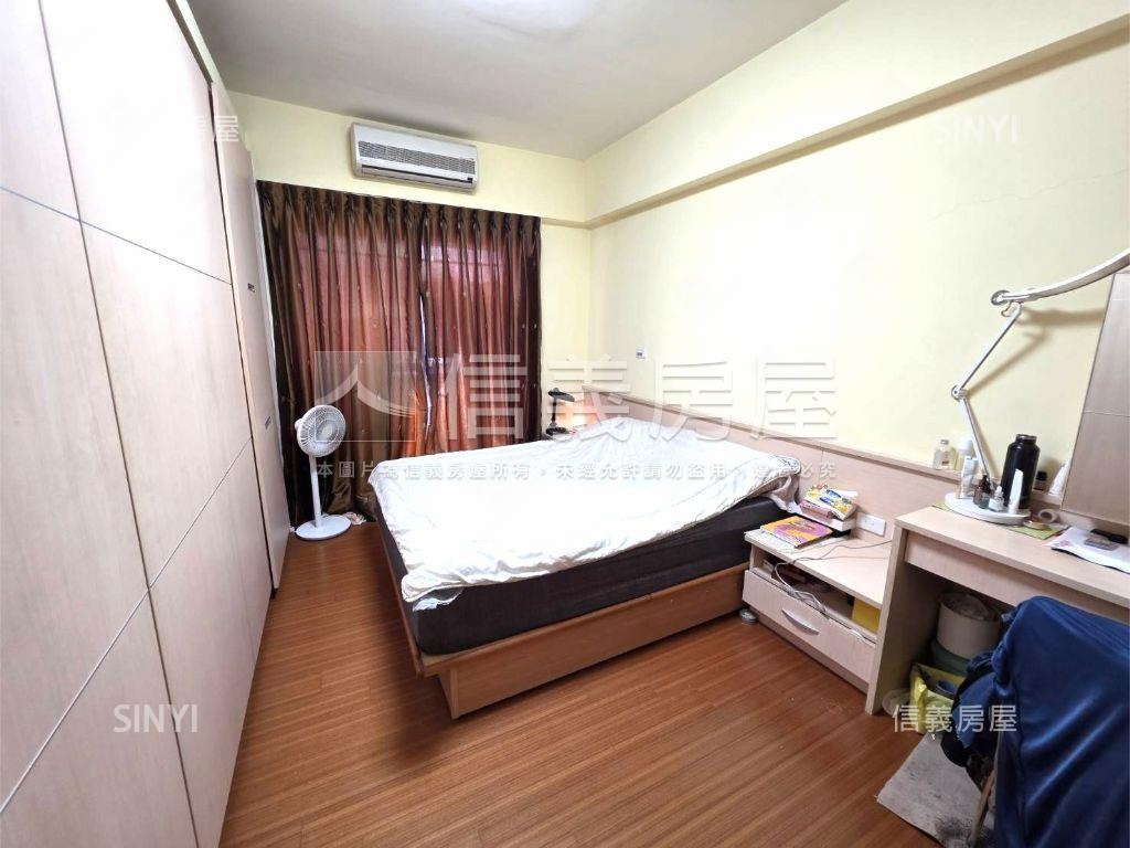 首購南屯來看這間房屋室內格局與周邊環境