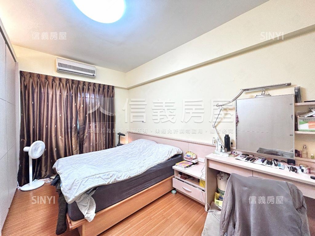 首購南屯來看這間房屋室內格局與周邊環境