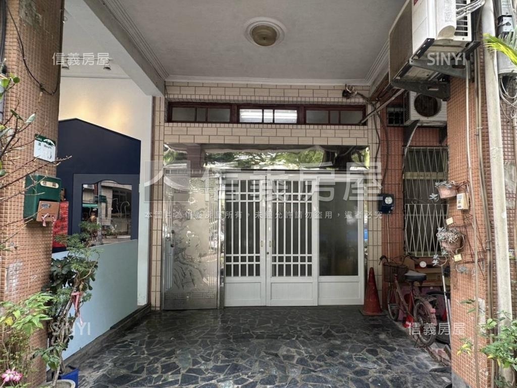 三多商圈，圓夢計畫透店房屋室內格局與周邊環境