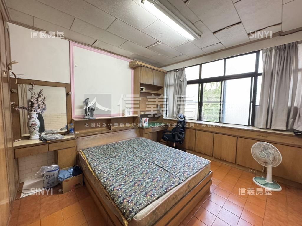 三多商圈，圓夢計畫透店房屋室內格局與周邊環境