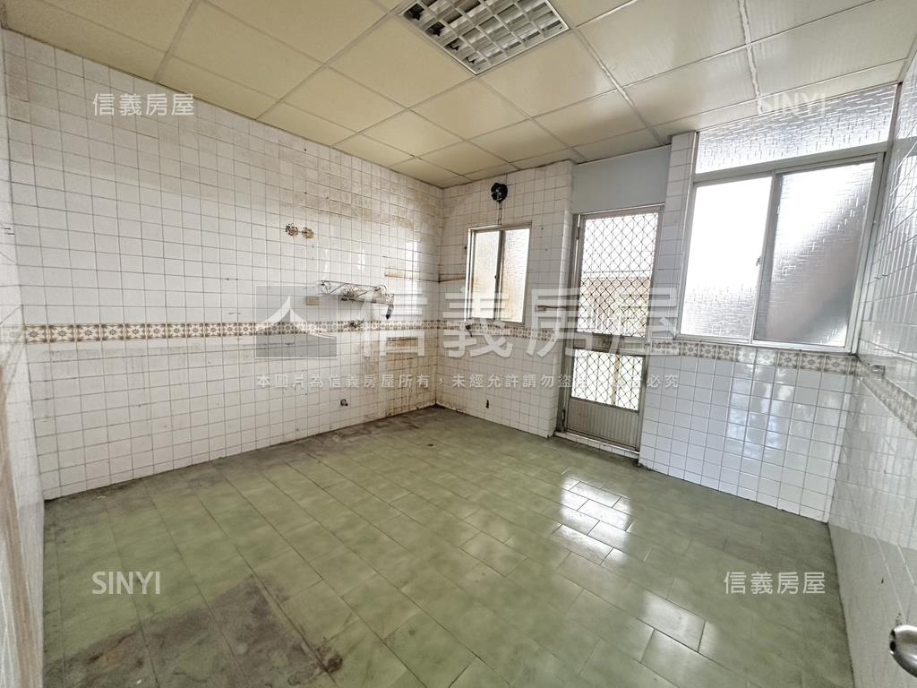 五甲商圈鬧中取靜美屋房屋室內格局與周邊環境