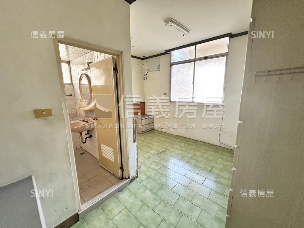 五甲商圈鬧中取靜美屋房屋室內格局與周邊環境
