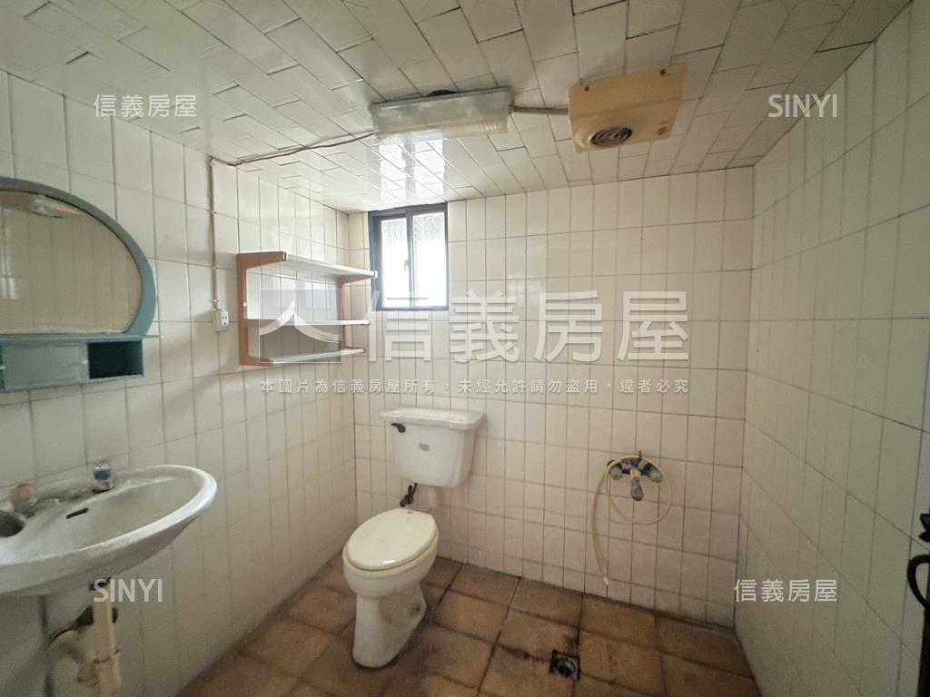 五甲商圈鬧中取靜美屋房屋室內格局與周邊環境