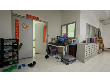 秀朗市場攤位店面地下室