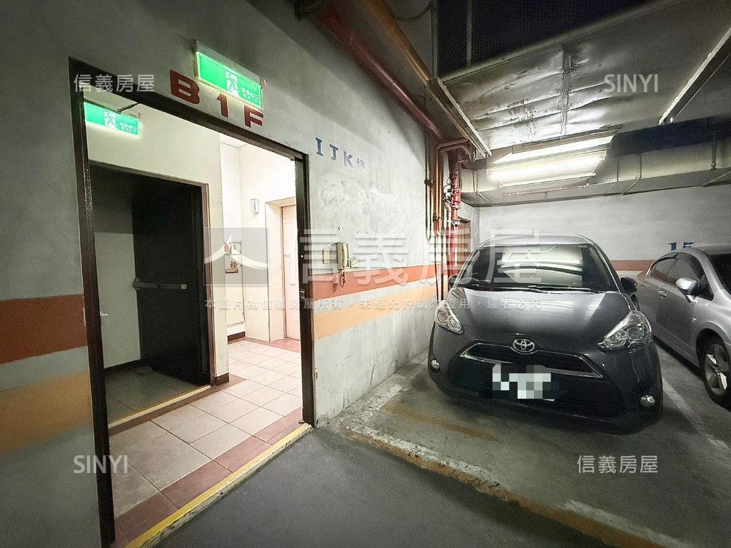 近水湳經貿二房平車房屋室內格局與周邊環境