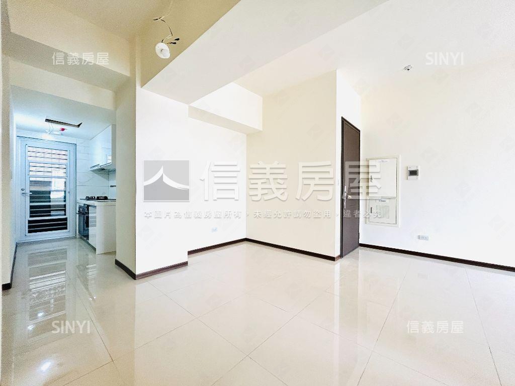 藍天白雲靜巷新屋高樓三房房屋室內格局與周邊環境