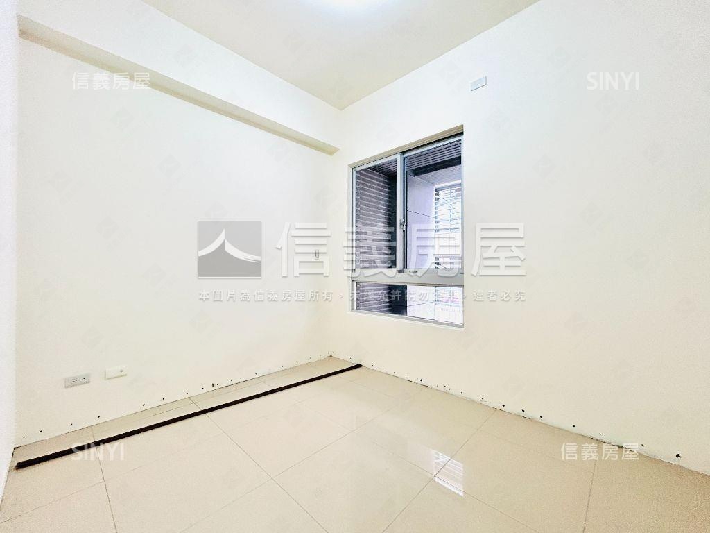 藍天白雲靜巷新屋高樓三房房屋室內格局與周邊環境