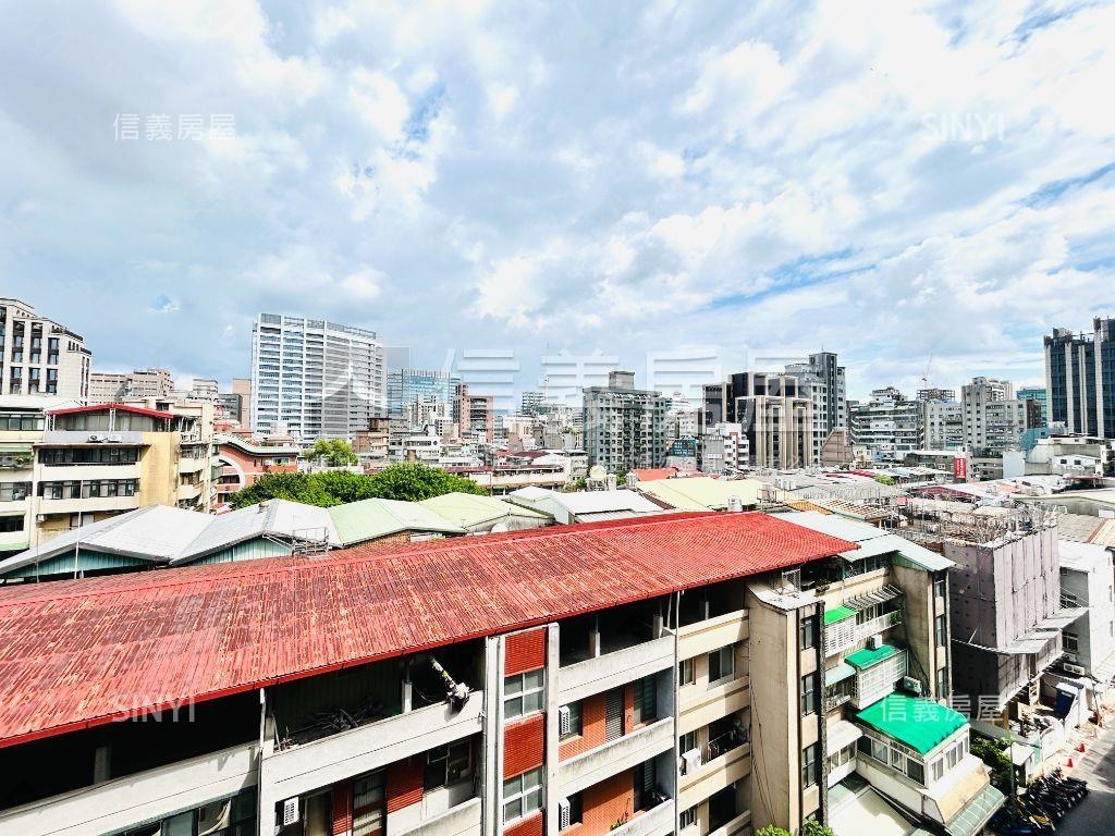 藍天白雲靜巷新屋高樓三房房屋室內格局與周邊環境